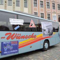 1. Branchenübergreifende Demonstration in Dresden am 1.3.21                                                                        - von Tourismus-, Veranstalter-, Ausstatter- und Gastronomiegewerbe 