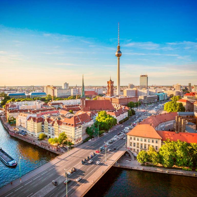 Titelbild für Berlin Brückenfahrt – drunter und drüber